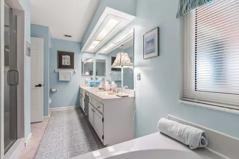 Bath - 6170 A1a S UNIT 310, Saint Augustine, FL 32080 photo 4 of 4
