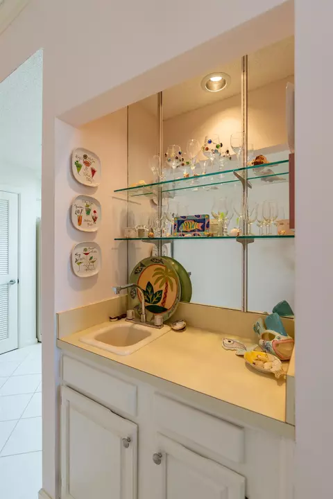 Kitchen - 6170 A1a S UNIT 310, Saint Augustine, FL 32080 photo 5 of 6