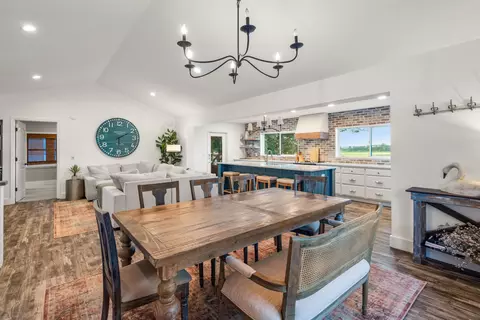 Dining - 2970 Lewis Speedway, Saint Augustine, FL 32084 photo 1 of 2