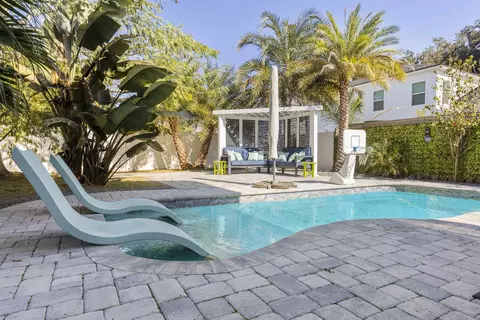 Exterior - 38 Dufferin St, Saint Augustine, FL 32084 photo 14 of 22