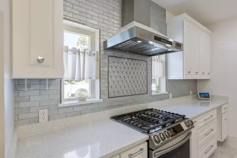 Kitchen - 38 Dufferin St, Saint Augustine, FL 32084 photo 5 of 5