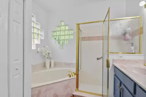 Bath - 561 Boxwood Pl, Saint Augustine, FL 32086 photo 4 of 5