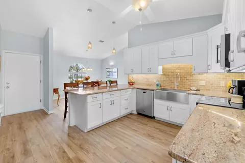655 E Bianca Cir, Saint Augustine, FL 32086 photo 19