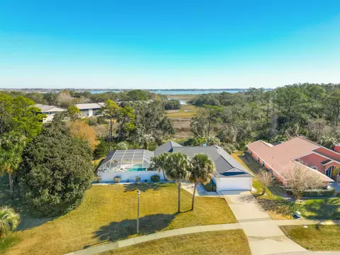 655 E Bianca Cir, Saint Augustine, FL 32086 photo 2