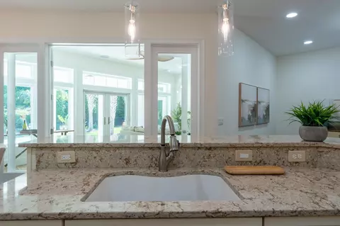 Kitchen - 909 Sandy Beach Cir, Saint Augustine, FL 32080 photo 6 of 7