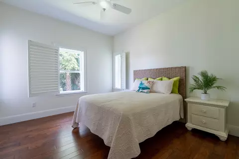 Bedroom - 909 Sandy Beach Cir, Saint Augustine, FL 32080 photo 5 of 9