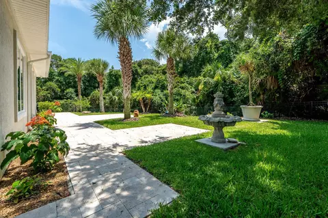 Exterior - 909 Sandy Beach Cir, Saint Augustine, FL 32080 photo 18 of 19