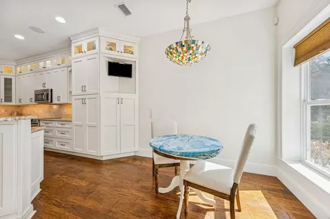 Dining - 909 Sandy Beach Cir, Saint Augustine, FL 32080 photo 3 of 4