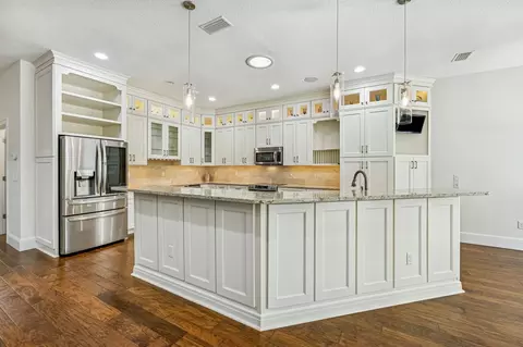 Kitchen - 909 Sandy Beach Cir, Saint Augustine, FL 32080 photo 2 of 8