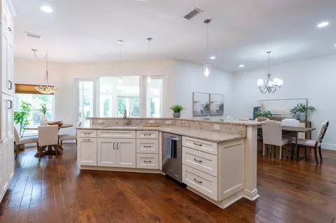 Kitchen - 909 Sandy Beach Cir, Saint Augustine, FL 32080 photo 7 of 7