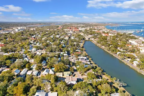 View/Area - 134 Washington St, Saint Augustine, FL 32084 photo 2 of 5
