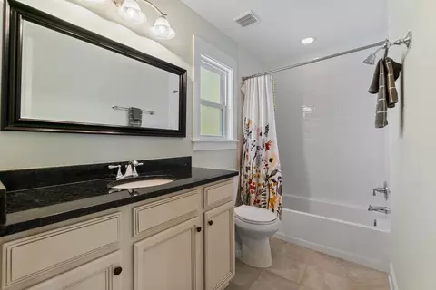 Bath - 161 Blanco St, Saint Augustine, FL 32084 photo 3 of 3