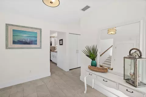 Entry Way - 7 Sabor De Sal Rd, Saint Augustine, FL 32080 photo 6 of 8