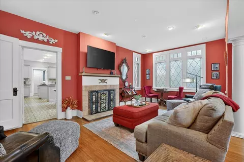 Living - 16 May St, Saint Augustine, FL 32084 photo 6 of 9