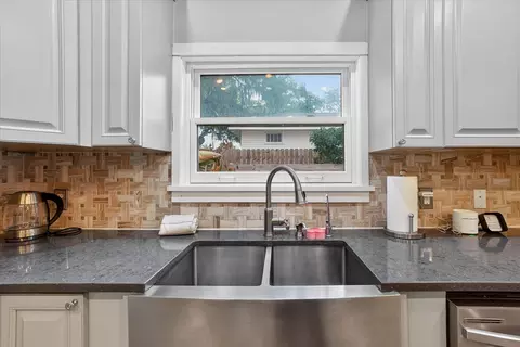 Kitchen - 16 May St, Saint Augustine, FL 32084 photo 5 of 7