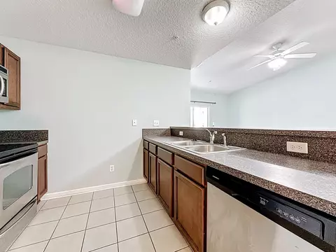 Kitchen - 240 Golden Lake Loop, Saint Augustine, FL 32084 photo 1 of 2