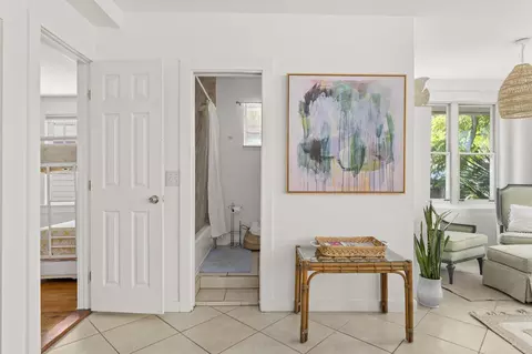 Entry Way - 8 Poinciana Ave, Saint Augustine, FL 32084 photo 2 of 3