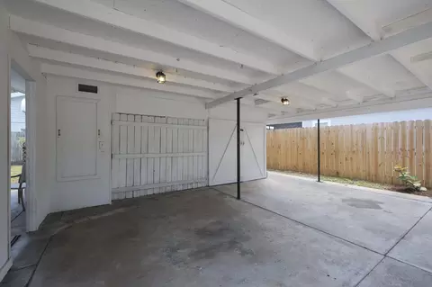 Exterior - 8 Poinciana Ave, Saint Augustine, FL 32084 photo 7 of 11