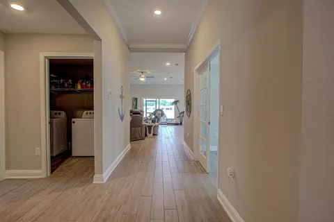 Entry Way - 721 Narvarez Ave, Saint Augustine, FL 32084 photo 1 of 2