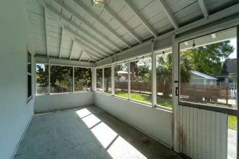 Exterior - 23 Hope St, Saint Augustine, FL 32084 photo 4 of 6