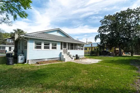 Exterior - 23 Hope St, Saint Augustine, FL 32084 photo 2 of 6