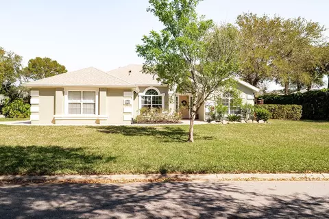 Exterior - 128 Anastasia Lakes Dr, Saint Augustine, FL 32080 photo 2 of 6