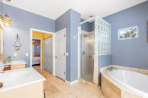 Bath - 1440 Corunna St, Saint Augustine, FL 32080 photo 2 of 4