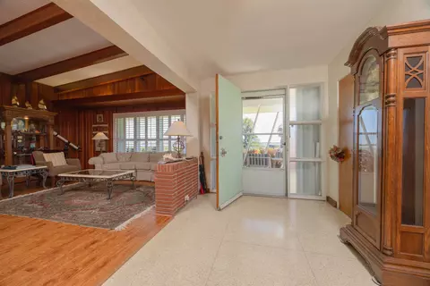 Entry Way - 124 Inlet Dr, Saint Augustine, FL 32080 photo 1 of 3