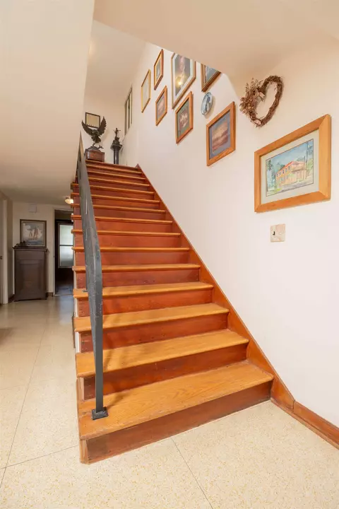 Entry Way - 124 Inlet Dr, Saint Augustine, FL 32080 photo 3 of 3
