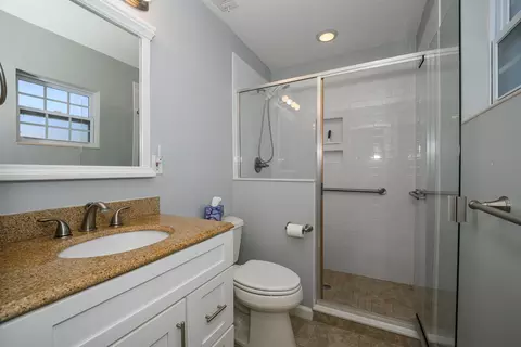 Bath - 468 Arricola Ave, Saint Augustine, FL 32080 photo 4 of 7
