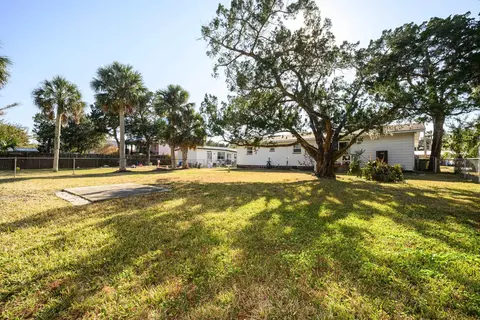 Exterior - 468 Arricola Ave, Saint Augustine, FL 32080 photo 3 of 11