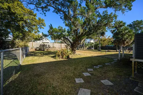 Exterior - 468 Arricola Ave, Saint Augustine, FL 32080 photo 2 of 11