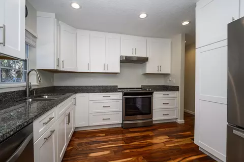 Kitchen - 468 Arricola Ave, Saint Augustine, FL 32080 photo 2 of 6