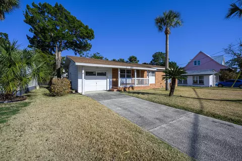 Exterior - 468 Arricola Ave, Saint Augustine, FL 32080 photo 6 of 11