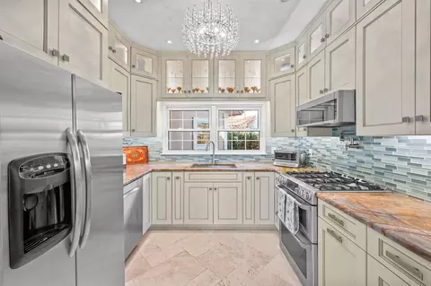 Kitchen - 3 Radio Rd, Saint Augustine, FL 32084 photo 3 of 6