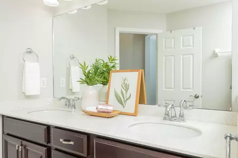 Bath - 62 Paradas Pl, Saint Augustine, FL 32092 photo 3 of 6
