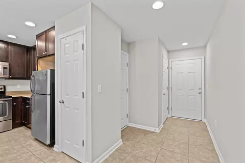 Entry Way - 24 Islander Ct, Saint Augustine, FL 32080 photo 1 of 4
