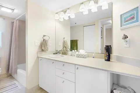 Bath - 12 Flagler Blvd UNIT A204, Saint Augustine, FL 32080 photo 1 of 4