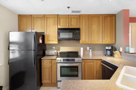 Kitchen - 12 Flagler Blvd UNIT A204, Saint Augustine, FL 32080 photo 2 of 3