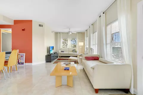 Living - 12 Flagler Blvd UNIT A204, Saint Augustine, FL 32080 photo 2 of 4