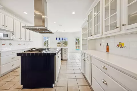 Kitchen - 329 Marsh Point Cir, Saint Augustine, FL 32080 photo 1 of 10