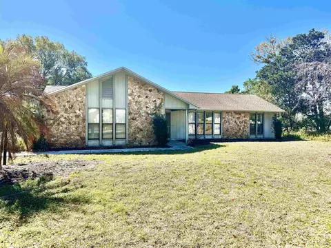1074 Club House Blvd, New Smyrna Beach, FL 32168