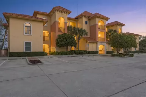 1 Radio Rd #202, Saint Augustine, FL 32084