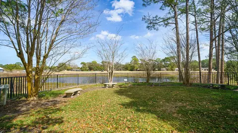 Exterior - 705 Augusta Cir, Saint Augustine, FL 32086 photo 7 of 8