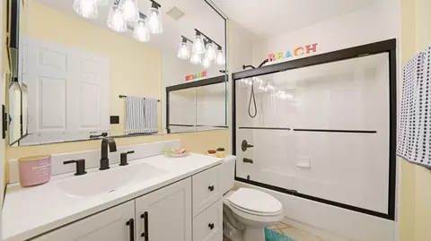 Bath - 705 Augusta Cir, Saint Augustine, FL 32086 photo 5 of 5