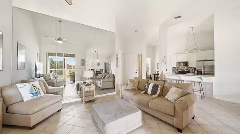Living - 705 Augusta Cir, Saint Augustine, FL 32086 photo 3 of 3