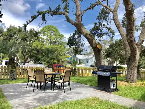 Exterior - 3877 Laurel St, Saint Augustine, FL 32084 photo 9 of 10