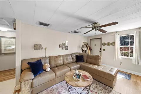 Living - 66 Deltona Blvd, Saint Augustine, FL 32086 photo 2 of 3
