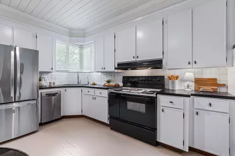 Kitchen - 25 May St, Saint Augustine, FL 32084 photo 2 of 3