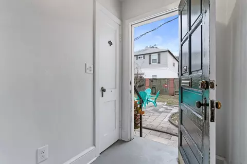 Entry Way - 25 May St, Saint Augustine, FL 32084 photo 5 of 5